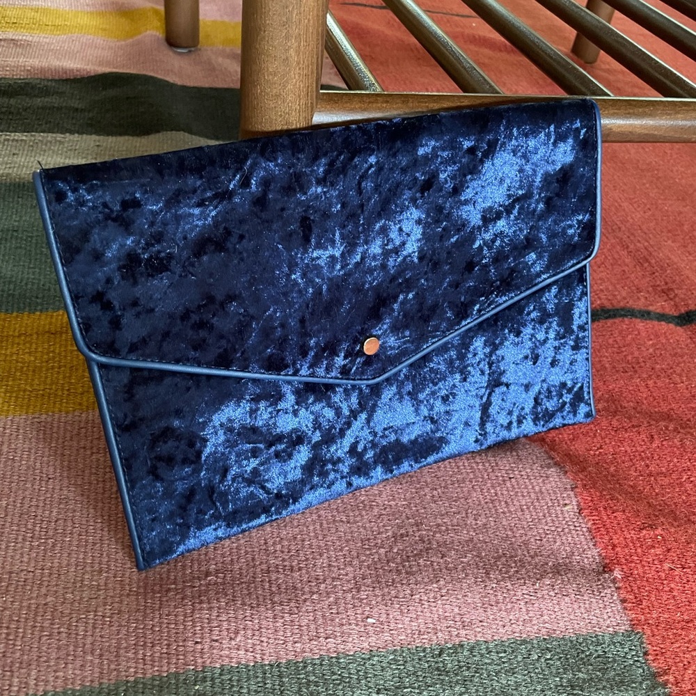 Blue velvet clutch